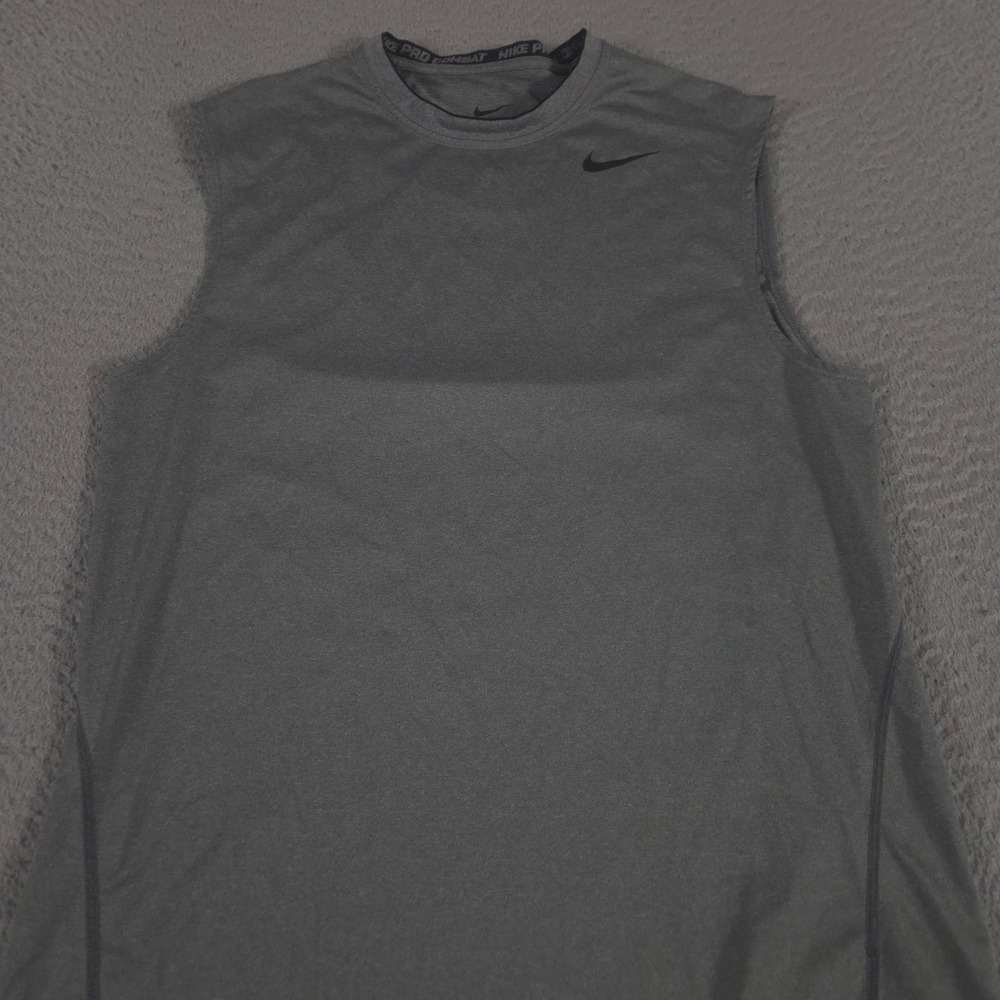 Nike Shirt Mens Small Gray Pro Combat Sleeveless Fitted Compression Dri-FIT Tank